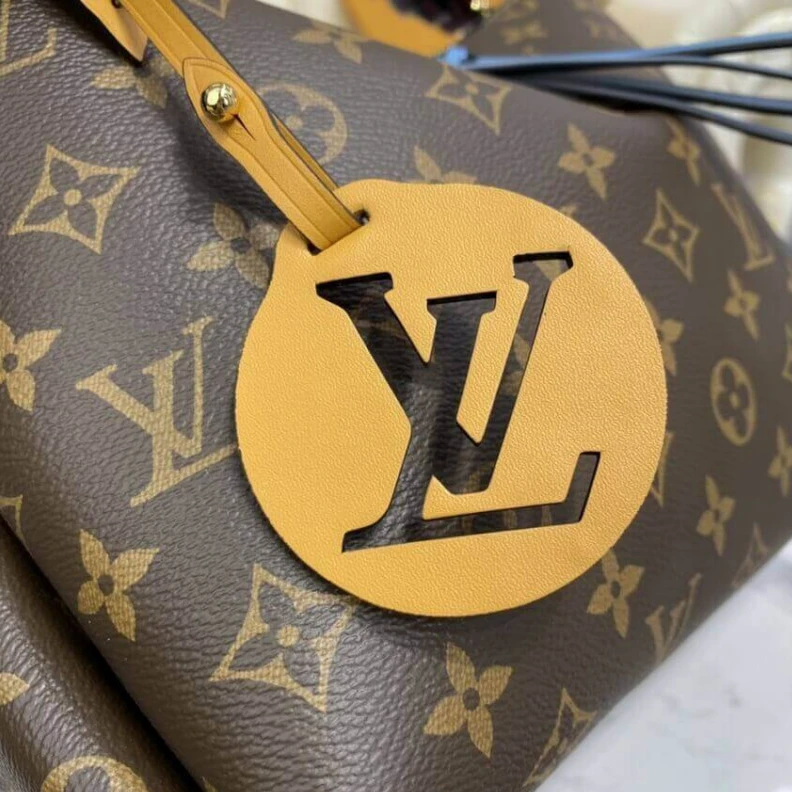 Mythick.ru Oversized LV Monogram Canvas Beaubourg Hobo Mini