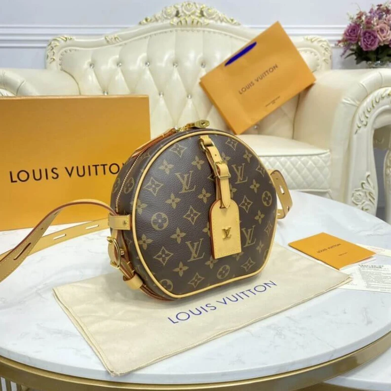 Replica bags 20.0 x 22 LV Monogram Canvas Boite Chapeau Souple MM