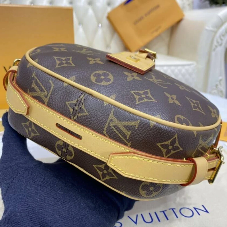 Replica bags 20.0 x 22 LV Monogram Canvas Boite Chapeau Souple MM