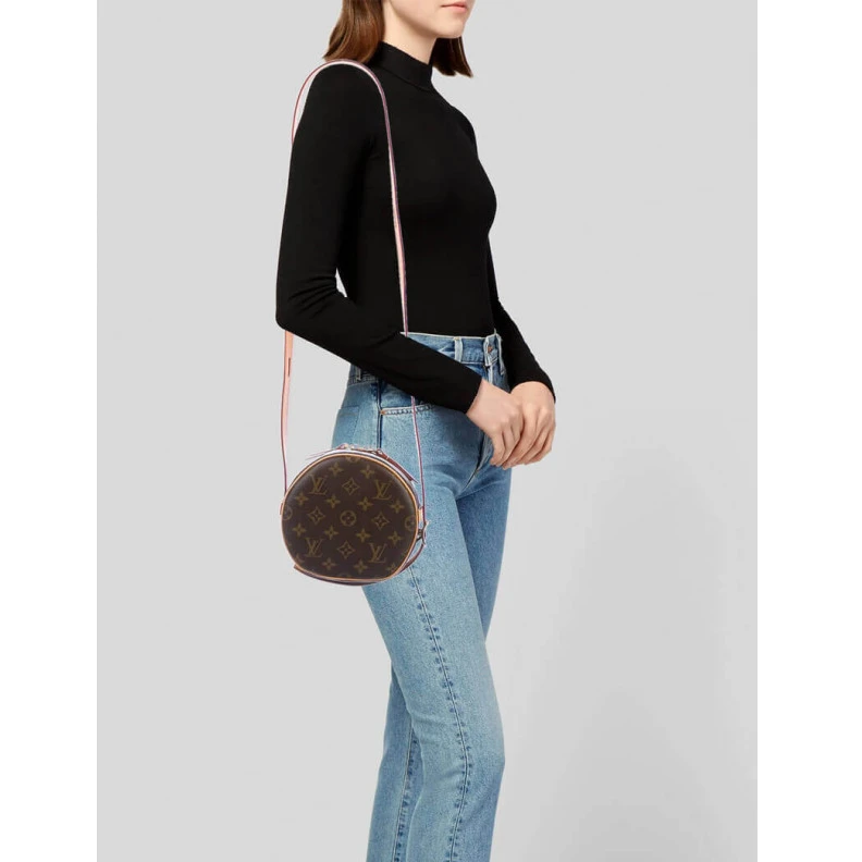 Mythick ru Strap dro LV Monogram Canvas Boite Chapeau Souple PM