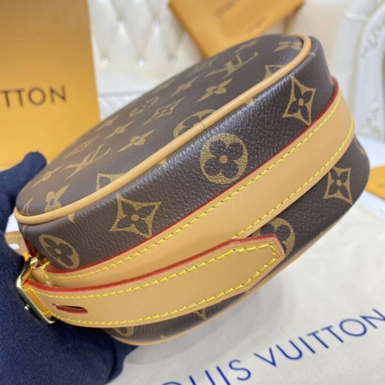 Mythick ru Strap dro LV Monogram Canvas Boite Chapeau Souple PM