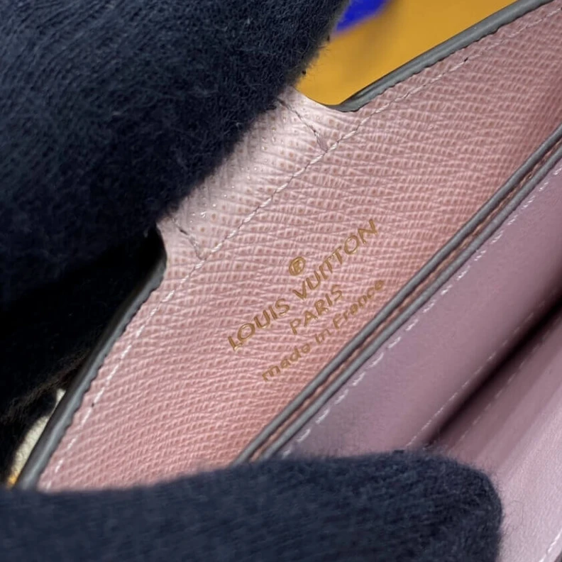 Replica bag Monogram Louis Vuitton Monogram Canvas Card Holder Pink