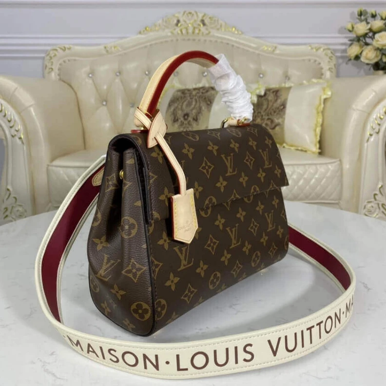 Mythick.ru Inside zi LV Monogram Canvas Cluny BB