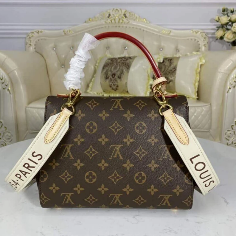 Mythick.ru Inside zi LV Monogram Canvas Cluny BB