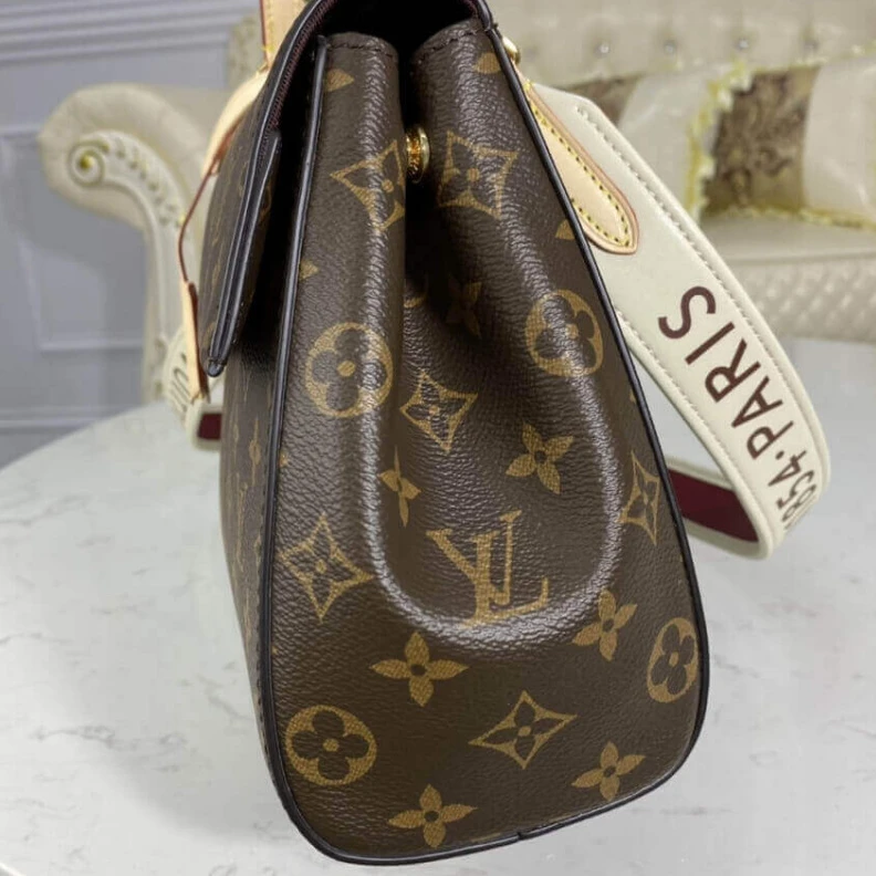 Mythick.ru Inside zi LV Monogram Canvas Cluny BB