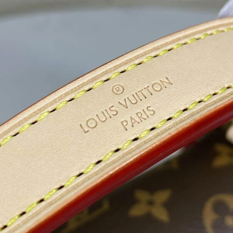 Mythick.ru Inside zi LV Monogram Canvas Cluny BB