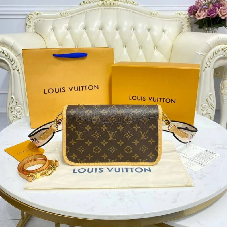 Top lv Monogram Louis Vuitton Monogram Canvas Diane Bag
