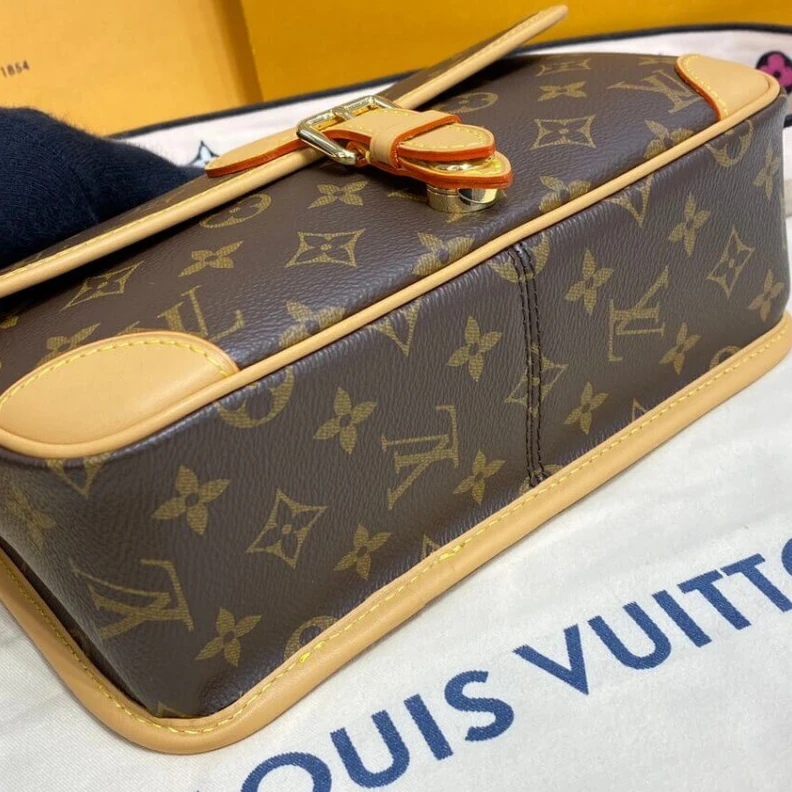 Top lv Monogram Louis Vuitton Monogram Canvas Diane Bag