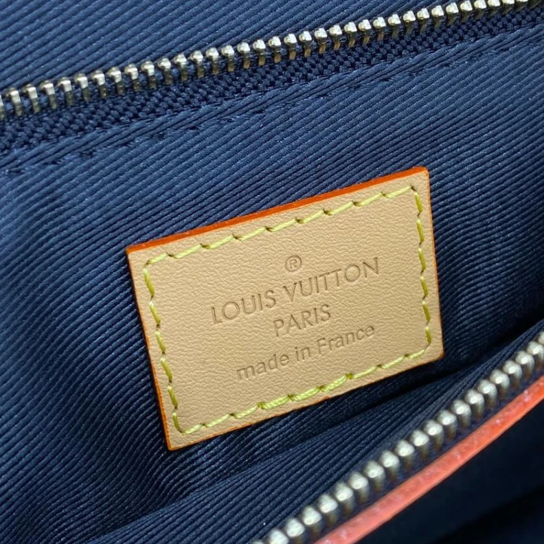 Top lv Monogram Louis Vuitton Monogram Canvas Diane Bag