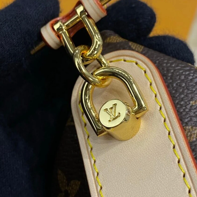 Replica bag Removable Louis Vuitton Monogram Canvas Duffle Bag