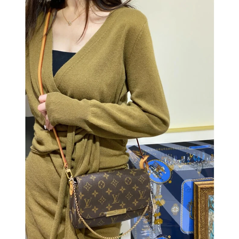Louis vuitton locations <span><spa Louis Vuitton Monogram Canvas Favorite MM