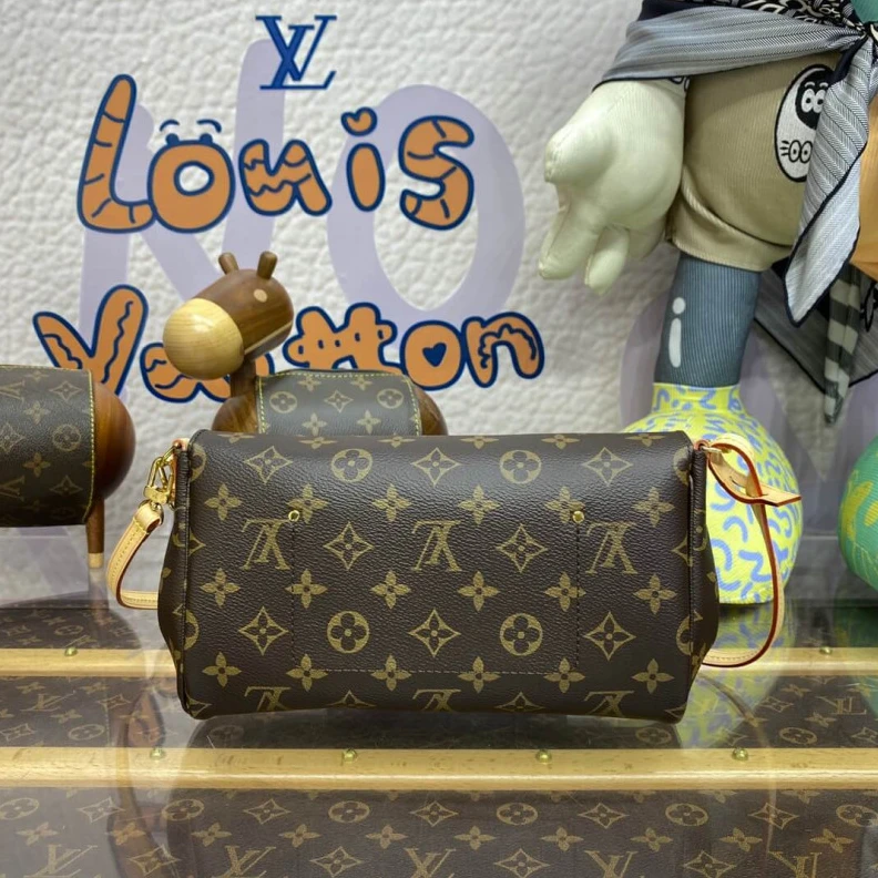 Louis vuitton locations <span><spa Louis Vuitton Monogram Canvas Favorite MM