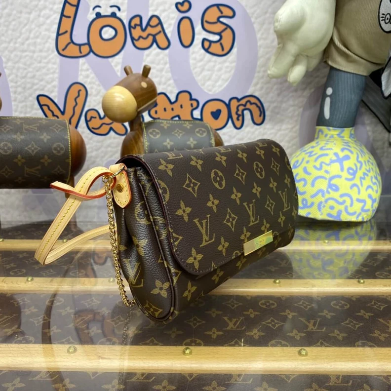 Louis vuitton locations <span><spa Louis Vuitton Monogram Canvas Favorite MM