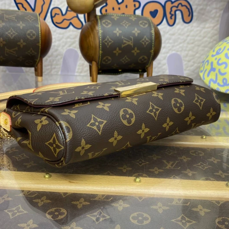 Louis vuitton locations <span><spa Louis Vuitton Monogram Canvas Favorite MM