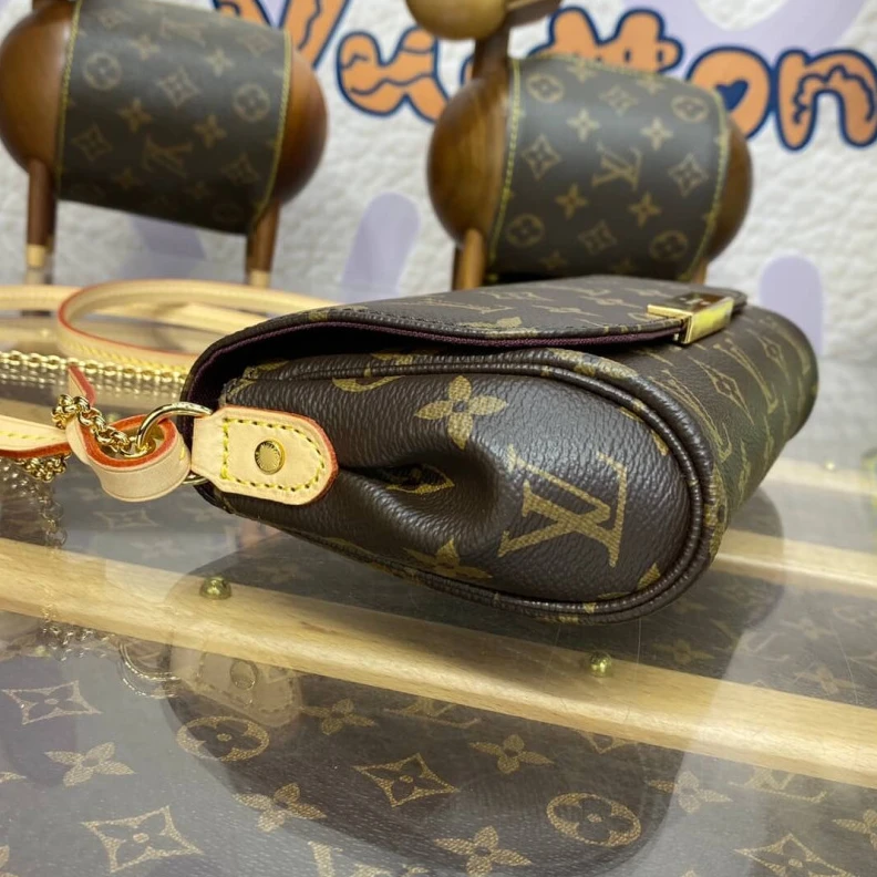 Mythick ru <span styl LV Monogram Canvas Favorite PM