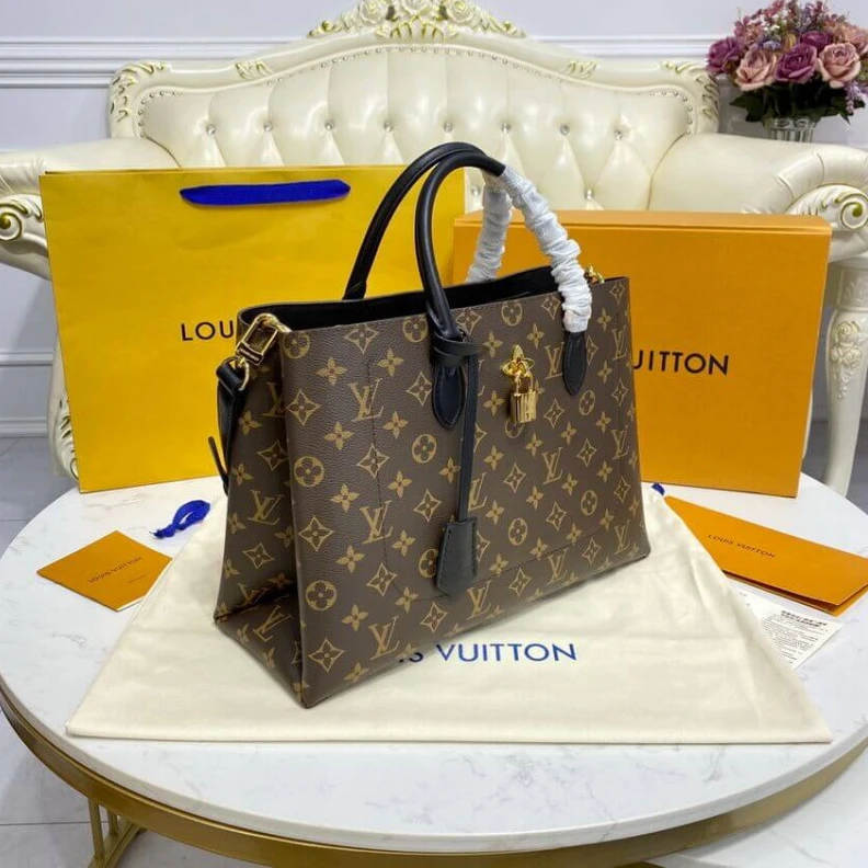 Replica bag 2 flat in Louis Vuitton Monogram Canvas Flower Tote Black