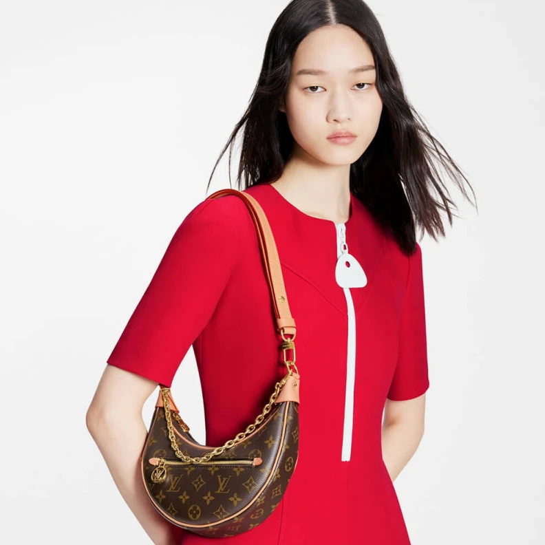 Mythick.ru Strap dro Louis Vuitton Monogram Canvas Loop Bag