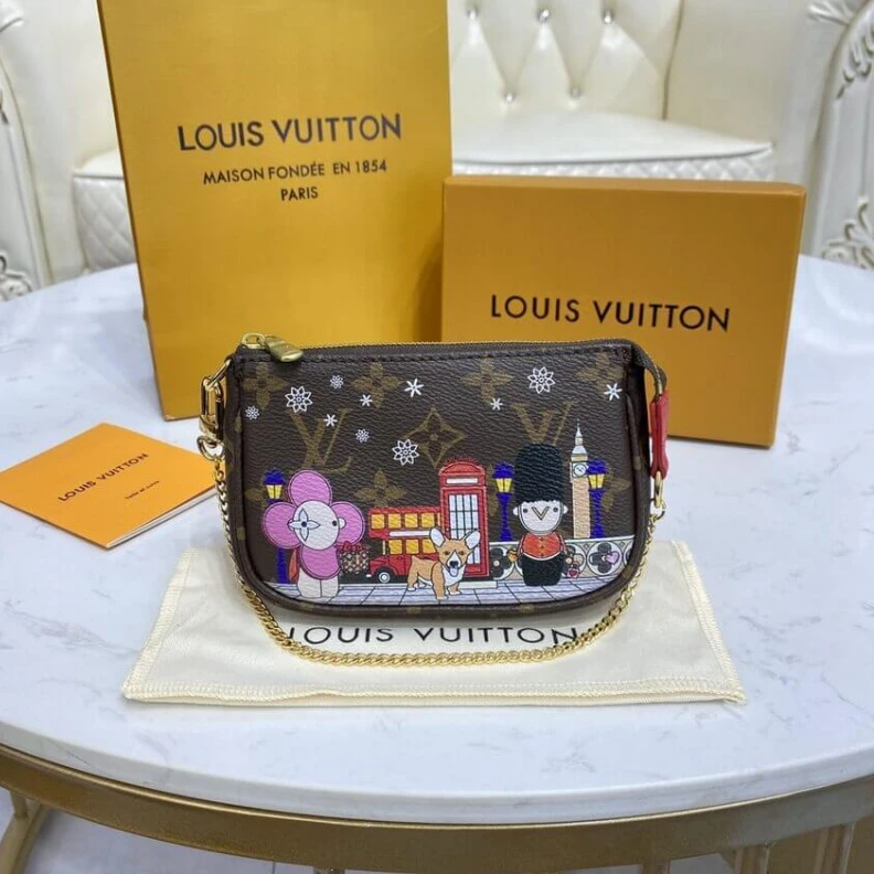 Mythick.ru Microfibe Louis Vuitton Monogram Canvas Mini Pochette Accessoires