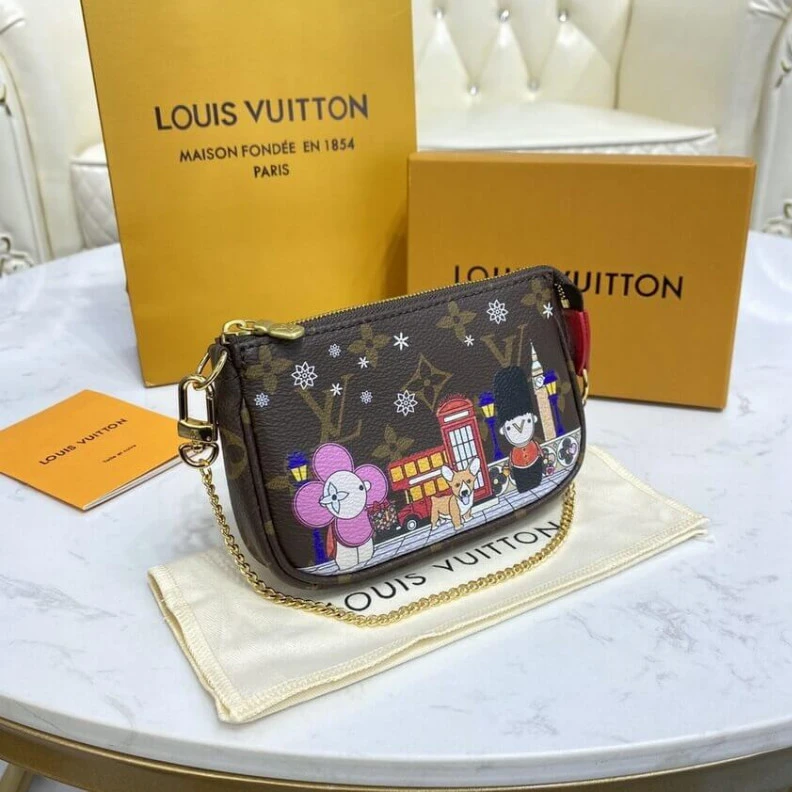 Mythick.ru Microfibe Louis Vuitton Monogram Canvas Mini Pochette Accessoires