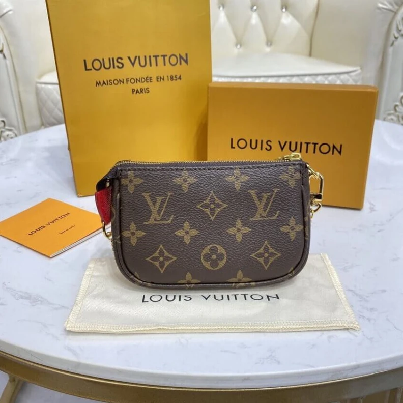 Mythick.ru Microfibe Louis Vuitton Monogram Canvas Mini Pochette Accessoires