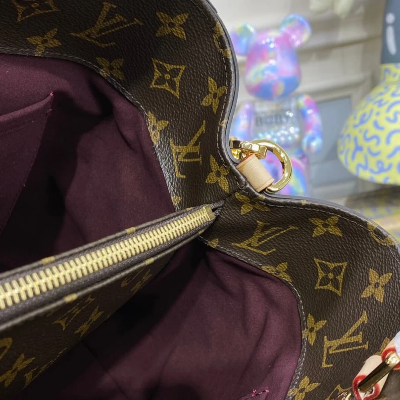 Mythick.ru Burgundy LV Monogram Canvas Montaigne GM