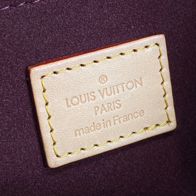 Top lv Strap:Rem Louis Vuitton Monogram Canvas Montaigne MM