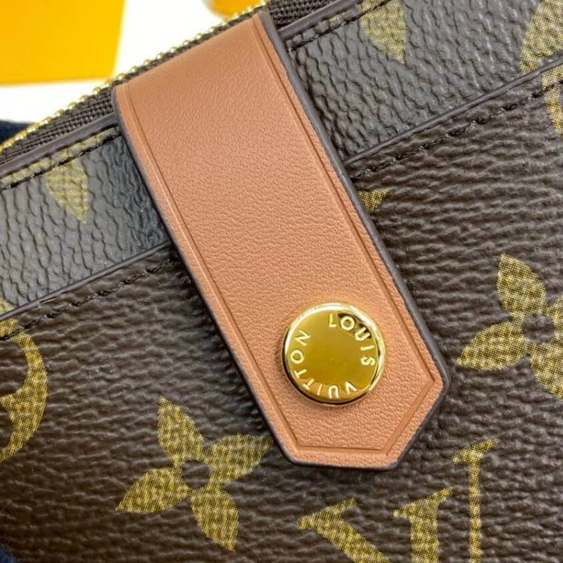 Mythick ru coated can Louis Vuitton Monogram Canvas Multiple Card Holder