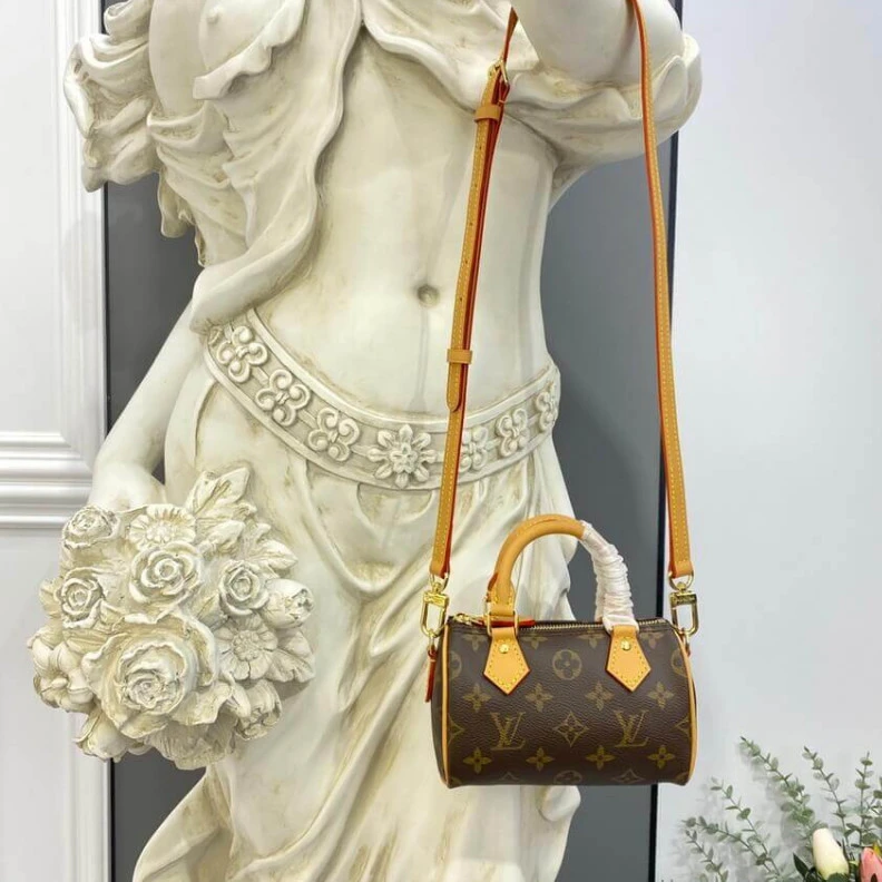 Replica bags Strap: Re Louis Vuitton Monogram Canvas Nano Speedy
