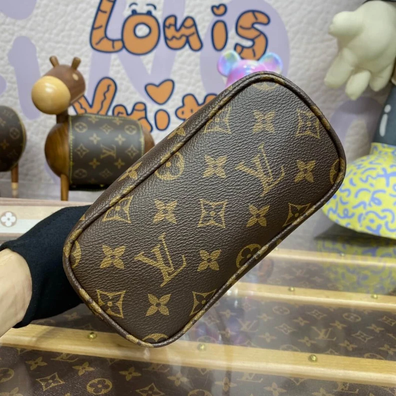 Top lv Strap dro Louis Vuitton Monogram Canvas Neverfull BB Beige