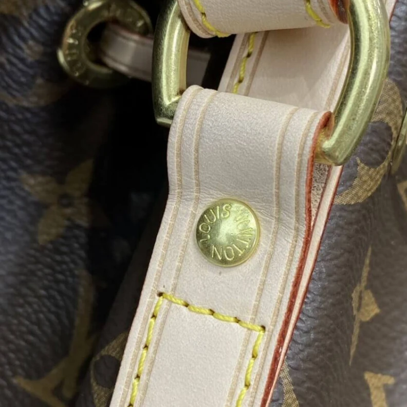 Replica bags Goldcolor Louis Vuitton Monogram Canvas Noe BB