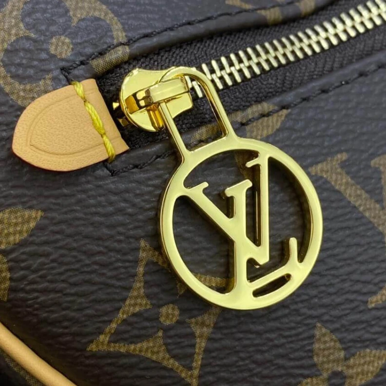 Replica bag Monogram Louis Vuitton Monogram Canvas Odeo Hobo Bag