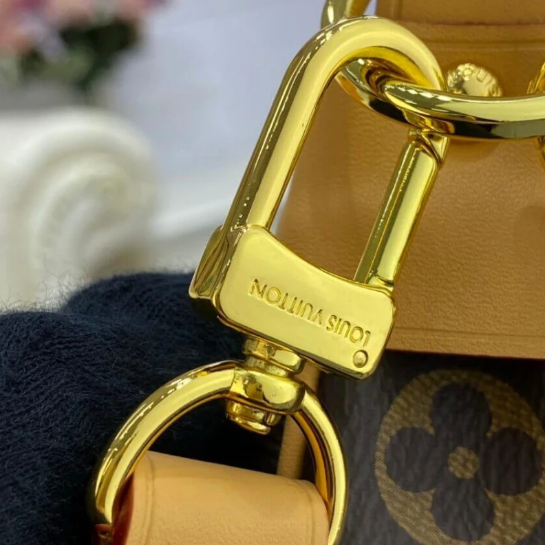 Replica bag Monogram Louis Vuitton Monogram Canvas Odeo Hobo Bag