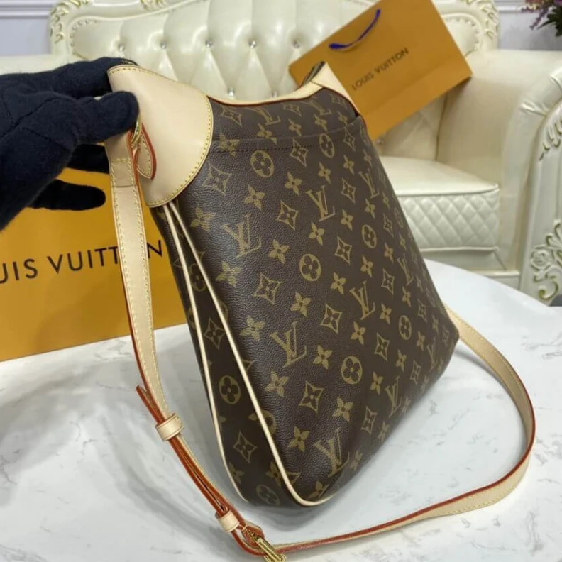 Mythick ru Adjustabl LV Monogram Canvas Odeon MM