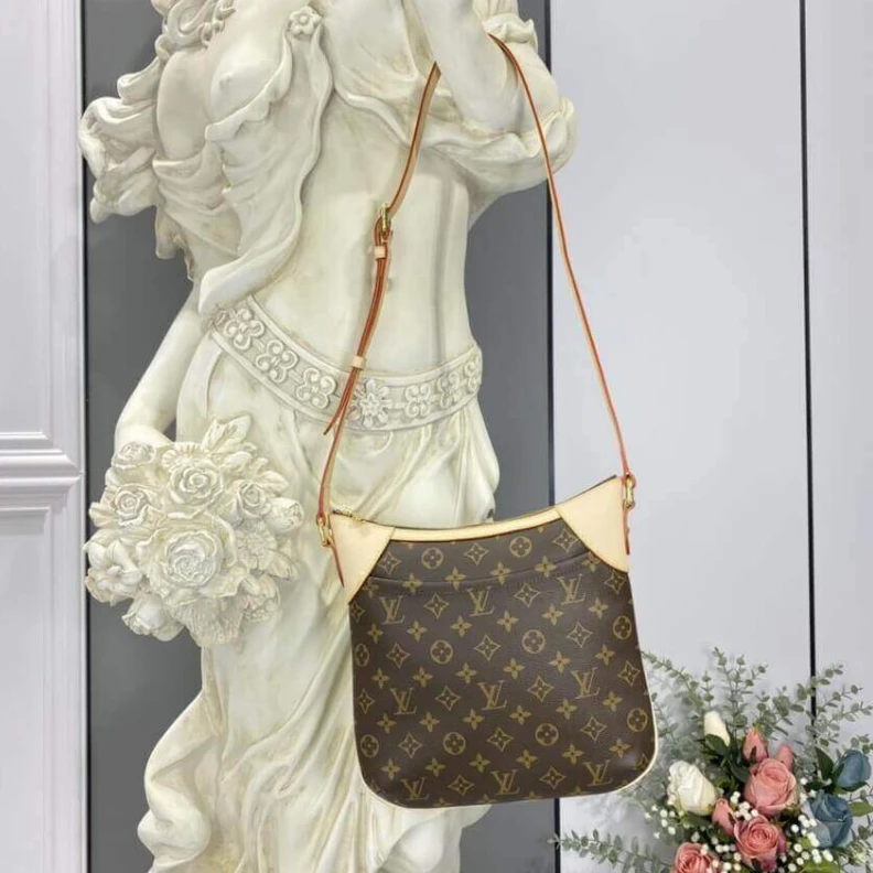 Mythick.ru 27 x 25 x LV Monogram Canvas Odeon PM