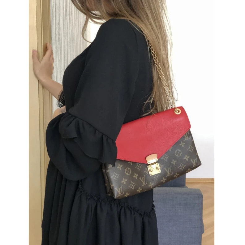Replica bags 25 x 16 x Louis Vuitton Monogram Canvas Pallas Chain Red