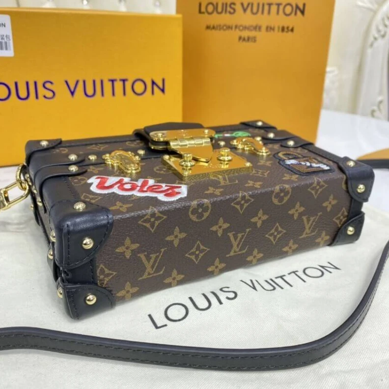 Mythick This playf LV Monogram Canvas Petite Malle