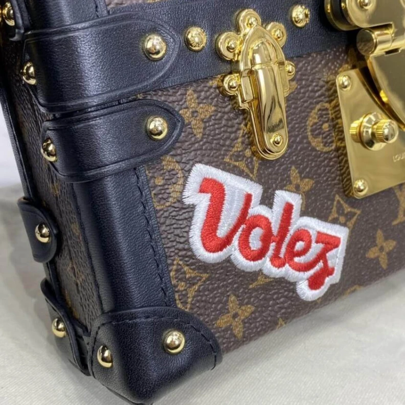 Mythick This playf LV Monogram Canvas Petite Malle