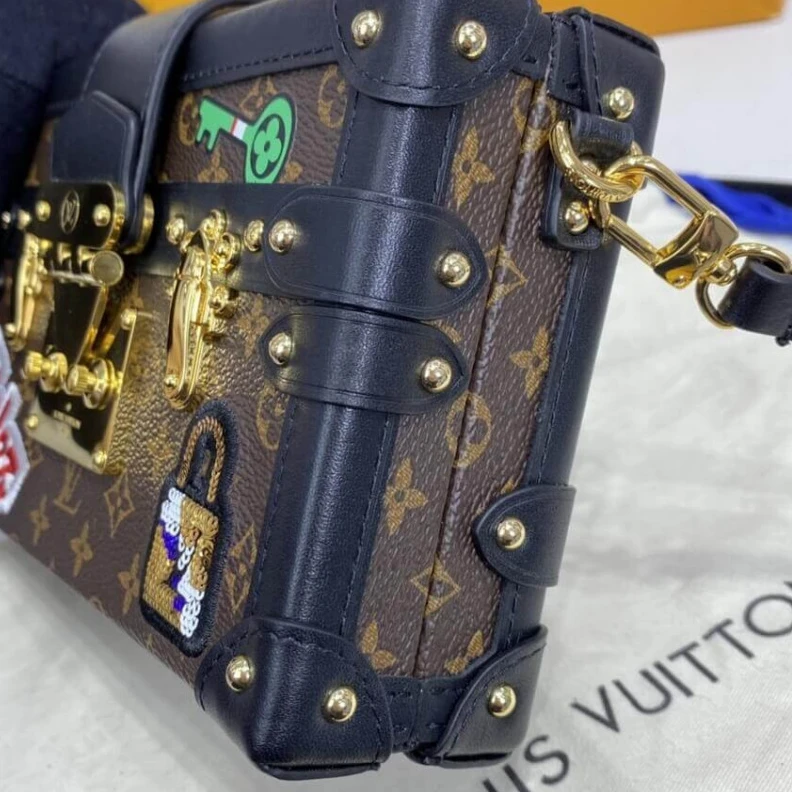 Mythick This playf LV Monogram Canvas Petite Malle