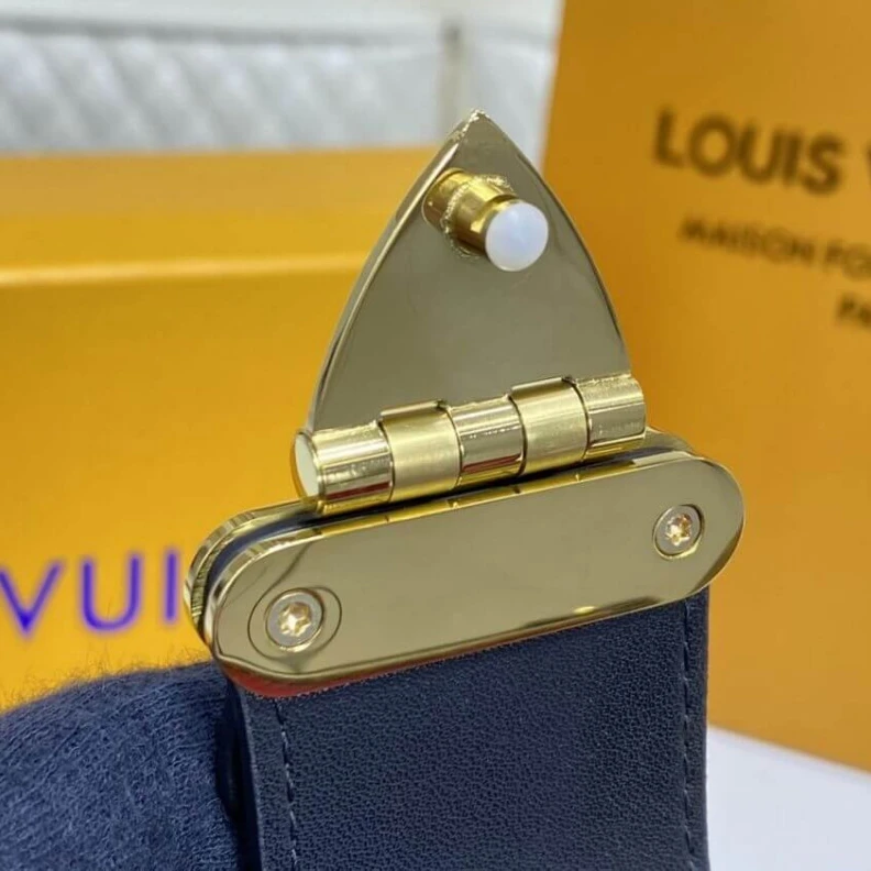 Mythick This playf LV Monogram Canvas Petite Malle
