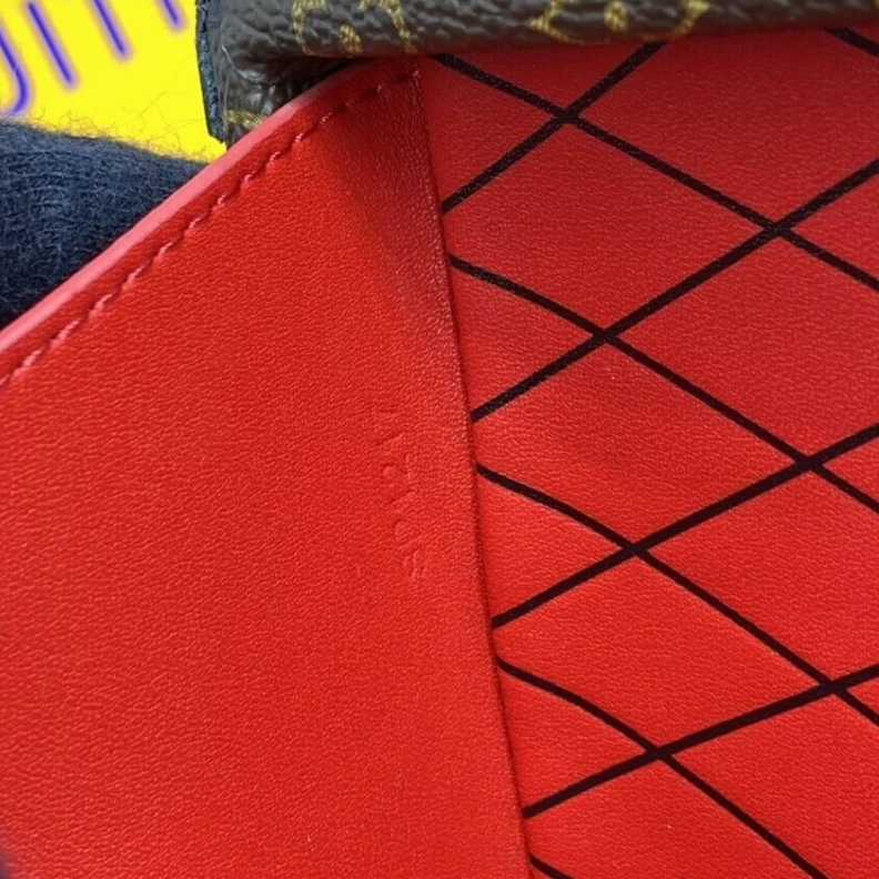 Mythick This playf LV Monogram Canvas Petite Malle