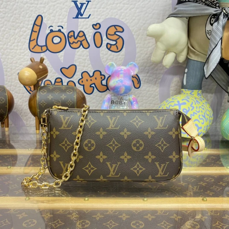 Mythick.ru Monogram Louis Vuitton Monogram Canvas Pochette Accessoires