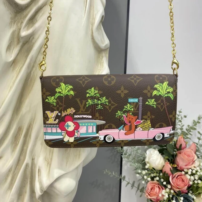 Mythick ru Removable Louis Vuitton Monogram Canvas Pochette Felicie