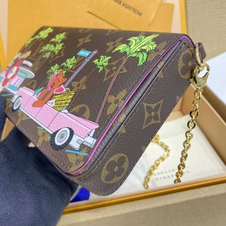 Mythick ru Removable Louis Vuitton Monogram Canvas Pochette Felicie