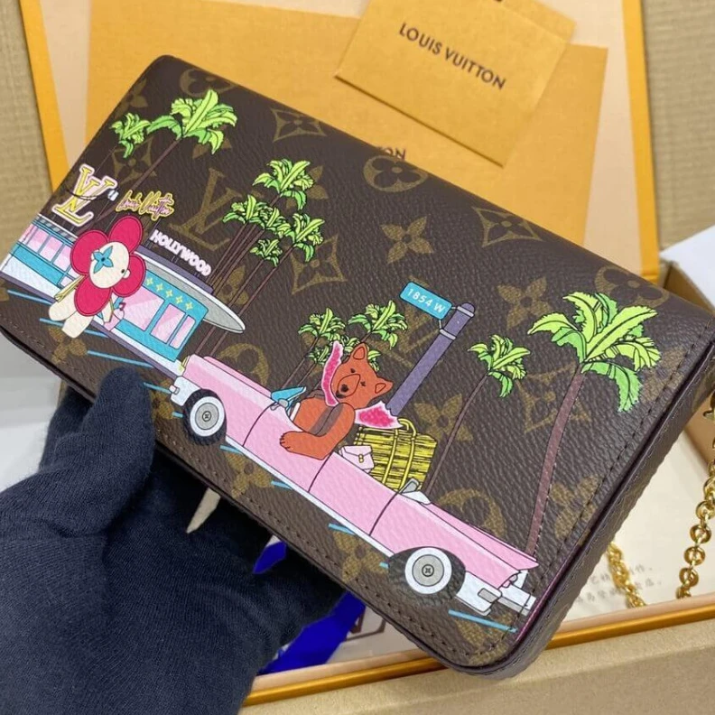 Mythick ru Removable Louis Vuitton Monogram Canvas Pochette Felicie