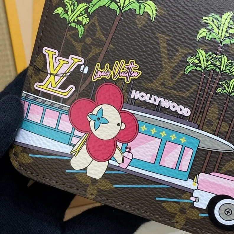 Mythick ru Removable Louis Vuitton Monogram Canvas Pochette Felicie