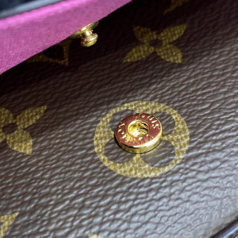 Mythick ru Removable Louis Vuitton Monogram Canvas Pochette Felicie