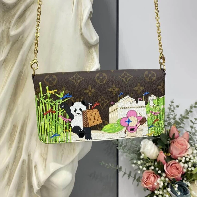 Louis vuitton locations Removable Louis Vuitton Monogram Canvas Pochette Felicie