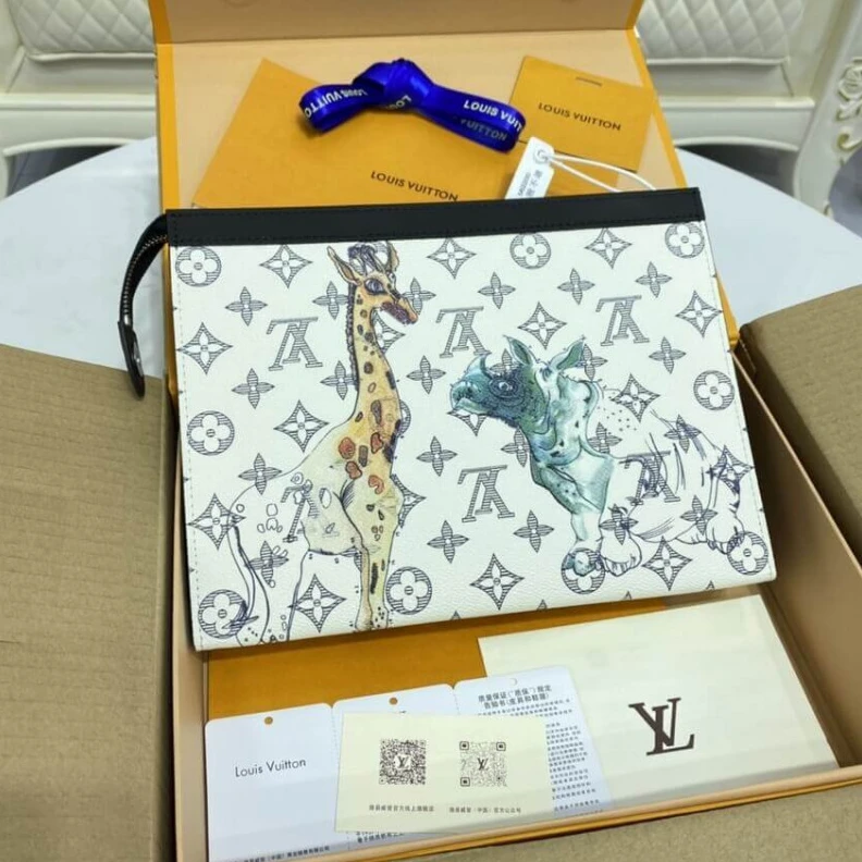 Replica bags 26 x 19 x Louis Vuitton Monogram Canvas Pochette Voyage GM