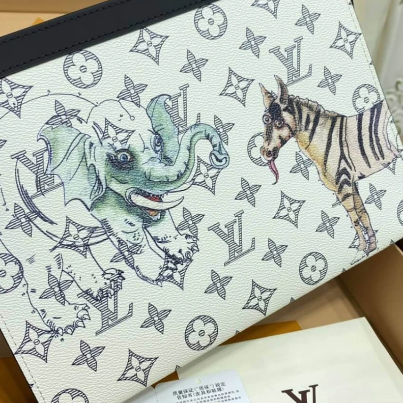 Replica bags 26 x 19 x Louis Vuitton Monogram Canvas Pochette Voyage GM