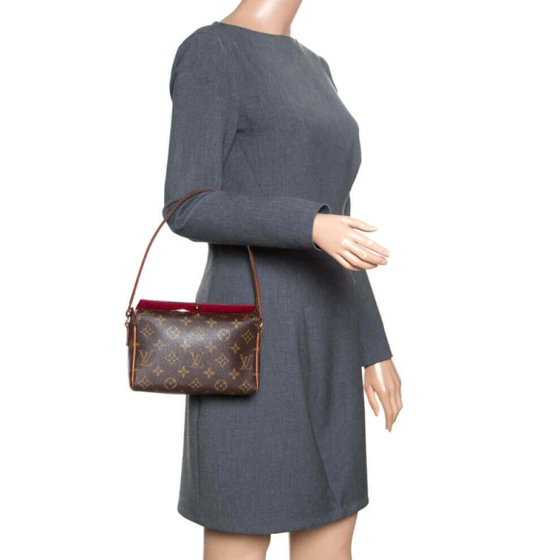 Mythick.ru This is a LV Monogram Canvas Recital Shoulder Bag